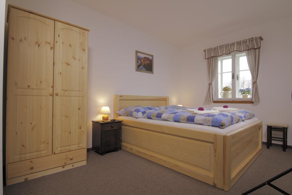 Pension U Lipy Bynovec Zimmer foto